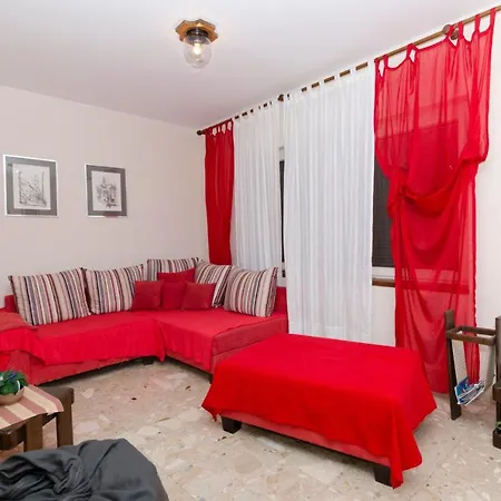 Radomir Apartment *
